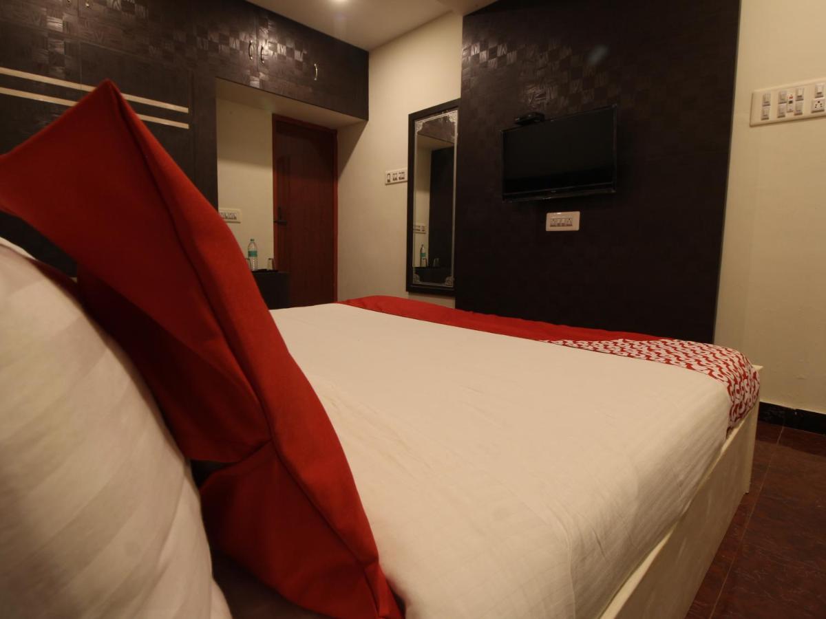 Rk Resorts Karaikal Esterno foto