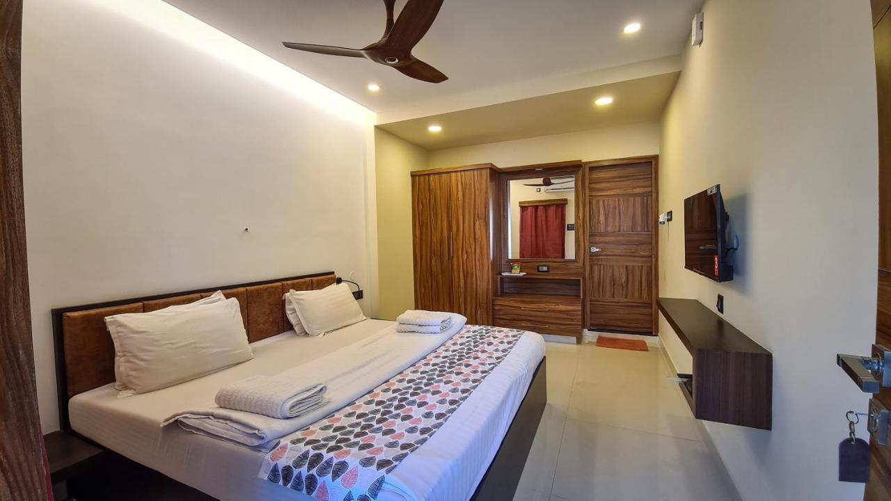 Rk Resorts Karaikal Esterno foto