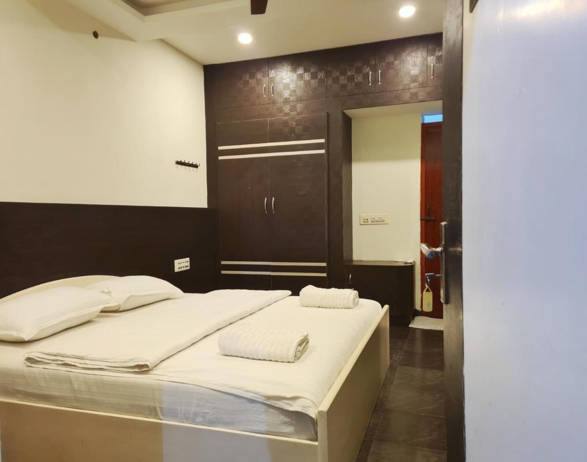 Rk Resorts Karaikal Esterno foto