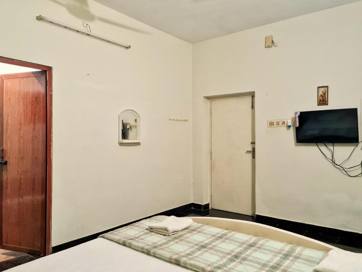 Rk Resorts Karaikal Esterno foto